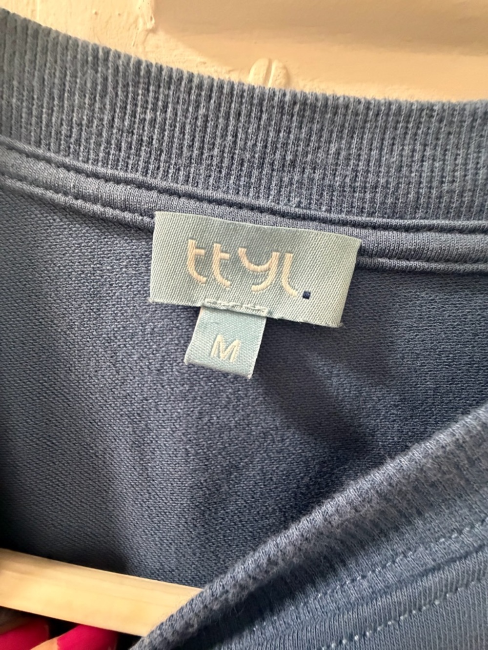 ttyl Blue Cropped Sweatshirt Medium | Casual Crewneck Pullover - Picture 3 of 4